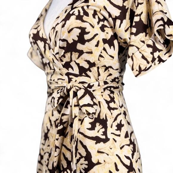 VTG Diane von Furstenberg 100% Silk Wrap Dress Coral Print DVF Brown Tan Women 4 - Picture 1 of 10